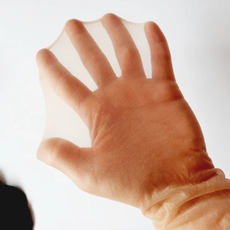 جوراب ژله ای بالا گیپور بلند زنانه رنگ قرمز و مشکی و کرم فری سایز مناسب 36 تا 40