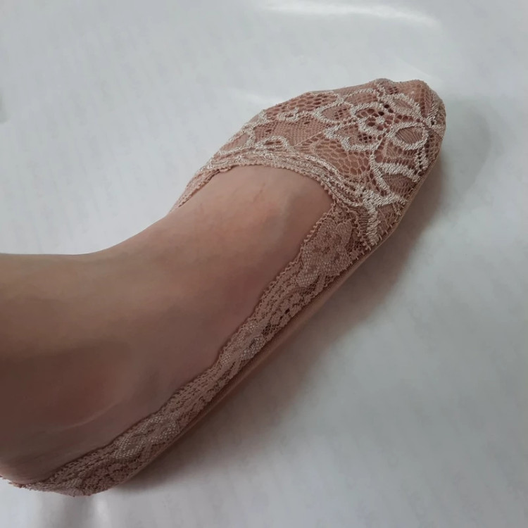 جوراب توری زنانه مدل کالج فری سایز مناسب 36 تا 40