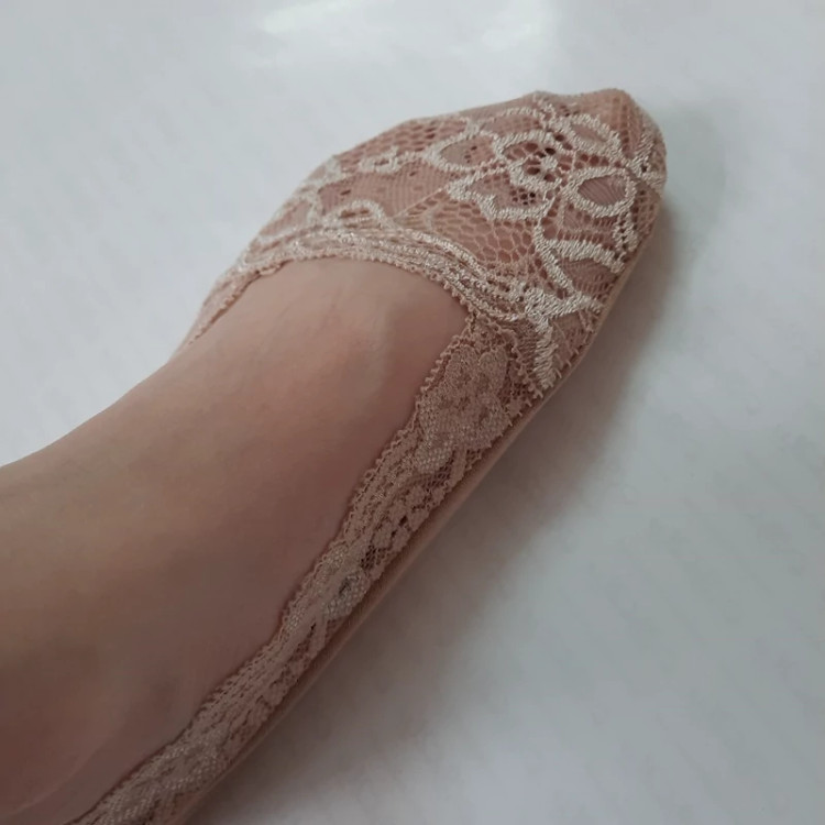 جوراب توری زنانه مدل کالج فری سایز مناسب 36 تا 40
