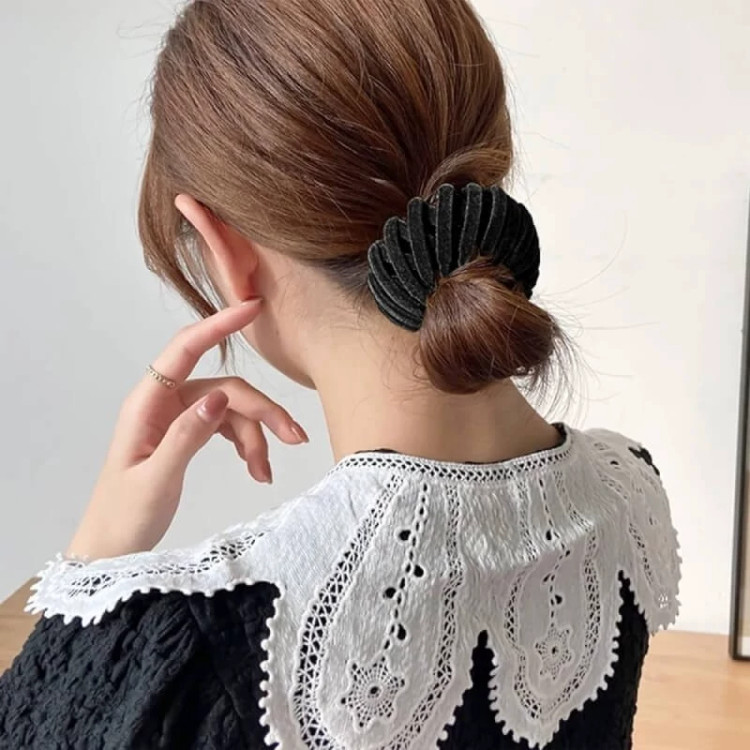 گیره گوجه ای مو یا کلیپس گوجه ای